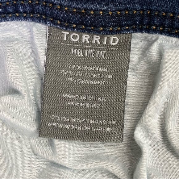 Torrid Luxe Slim Boot Hi Rise Jeans Sz 24 Tall - Picture 4 of 10